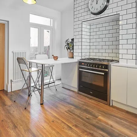 Host & - Upleatham Street * Saltburn-by-the-Sea